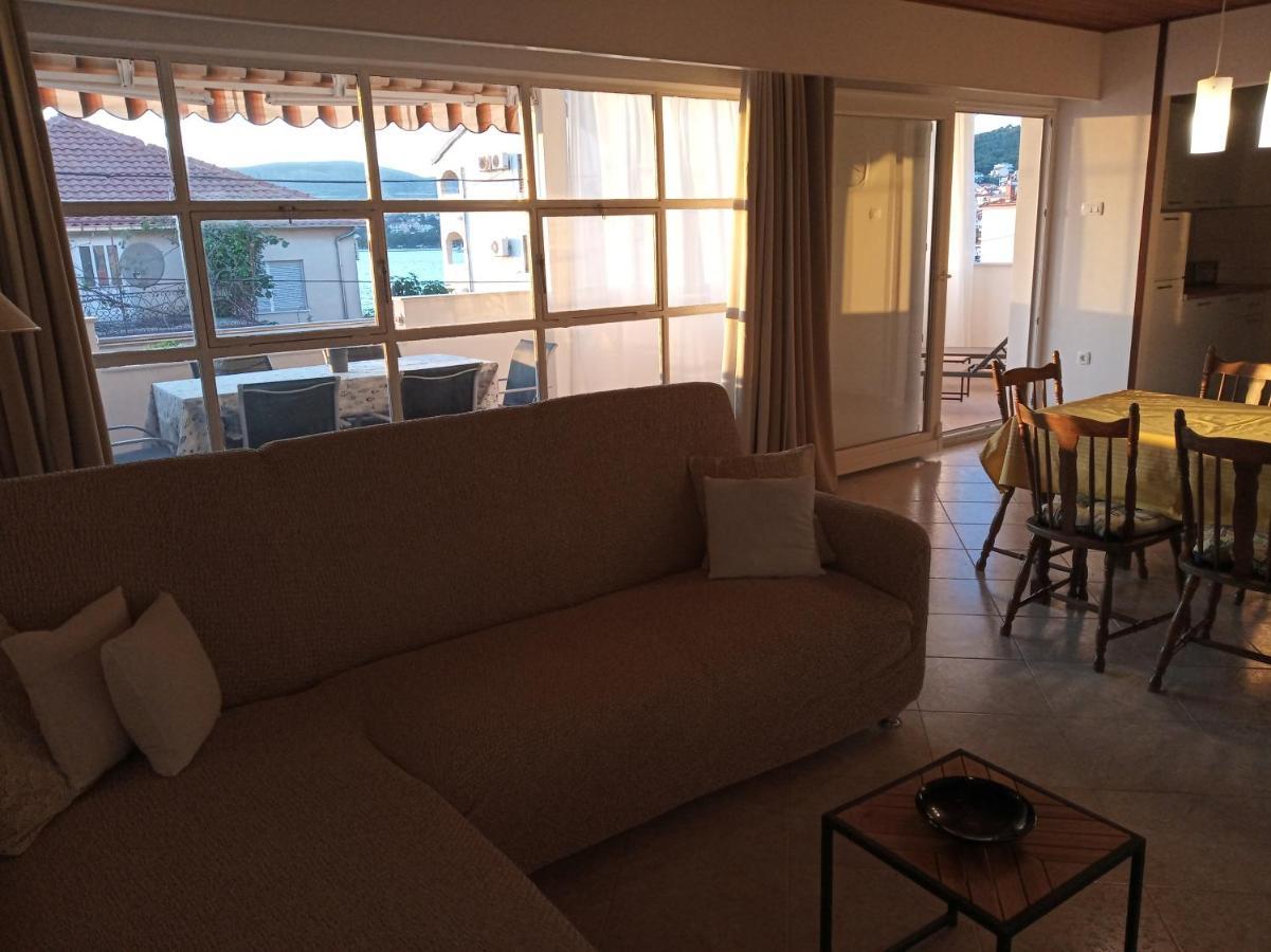 Apartman Mijic Trogir Exterior foto