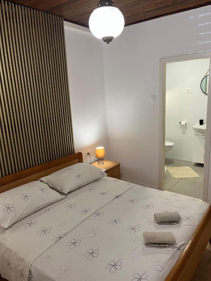 Apartman Mijic Trogir Exterior foto