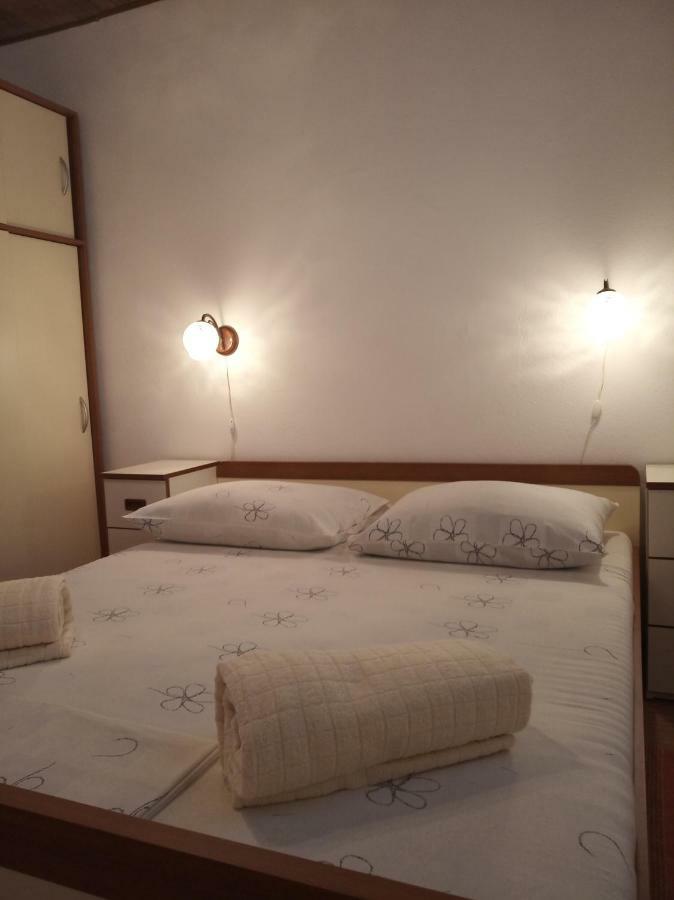 Apartman Mijic Trogir Exterior foto